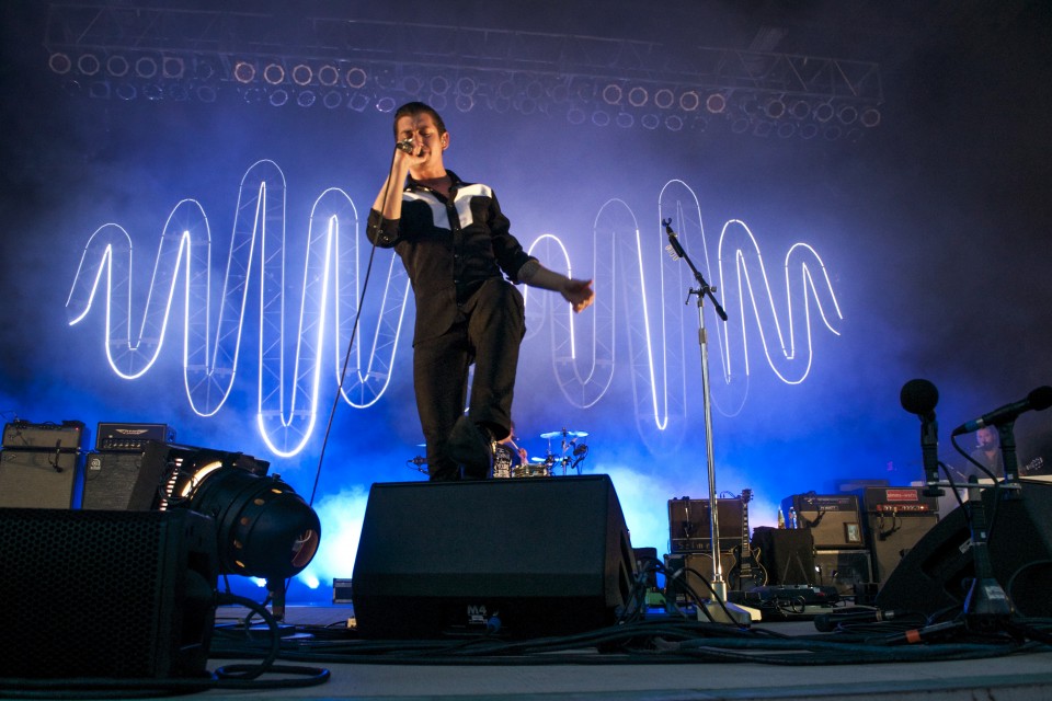 Arctic Monkeys 2014 Tour 